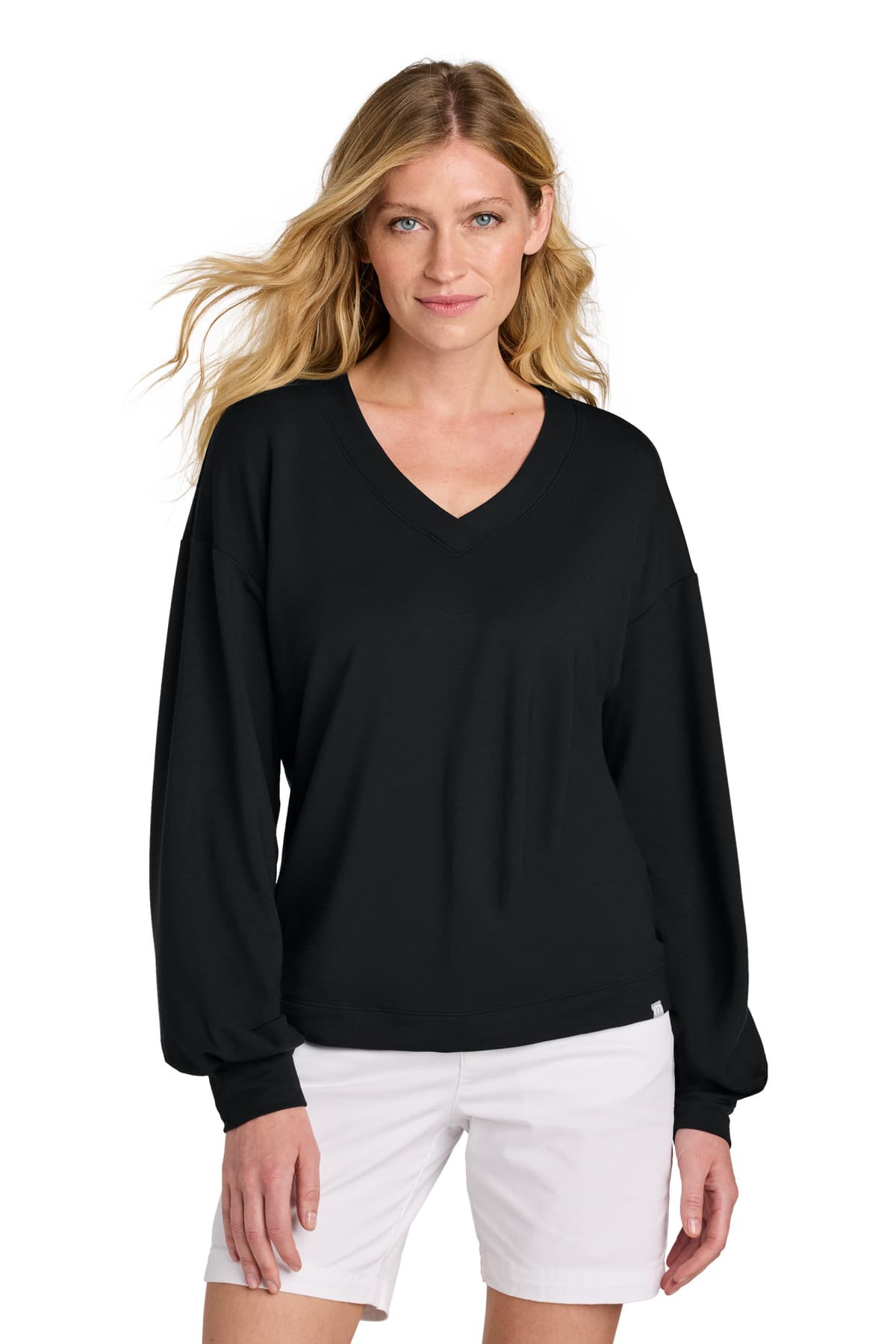 TravisMathew Women's Long Weekend V-Neck — Black