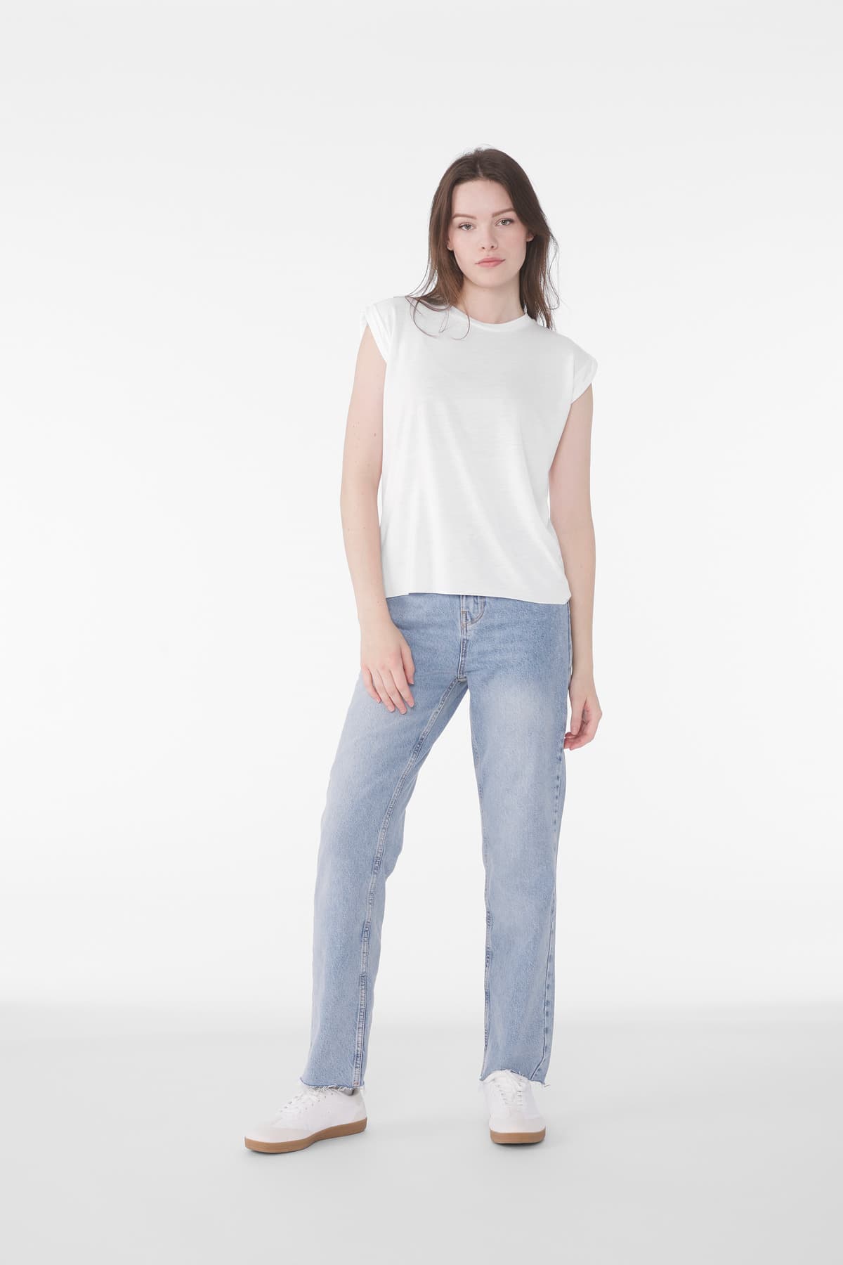 BELLA+CANVAS ® Women's Flowy Muscle Tee with Rolled Cuffs